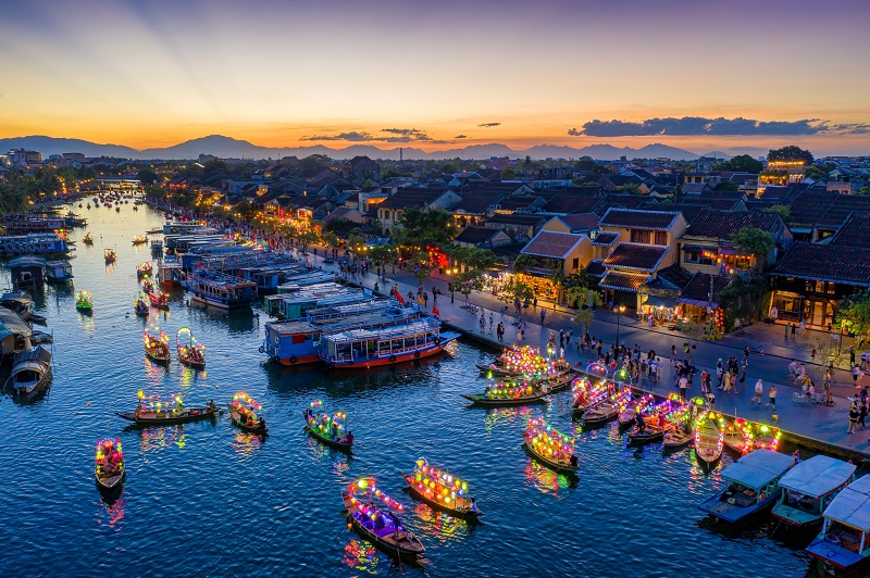 Du lịch - ngành nghề tiềm năng của Việt Nam